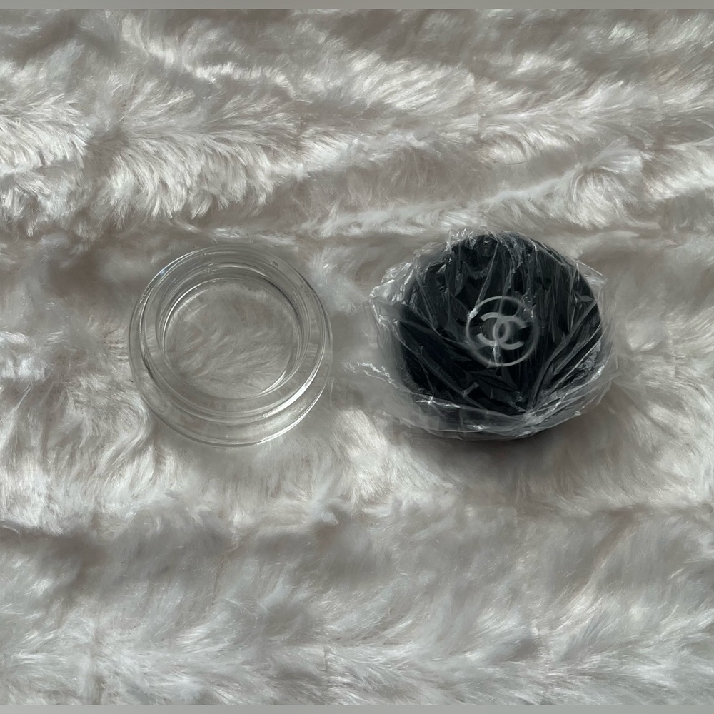 Chanel makeup samples - Picture 14 of 14